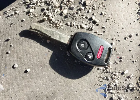 2013 Honda Cr-V Ex z USA, uszkodzony, nr VIN 2HKRM4H57DH644266